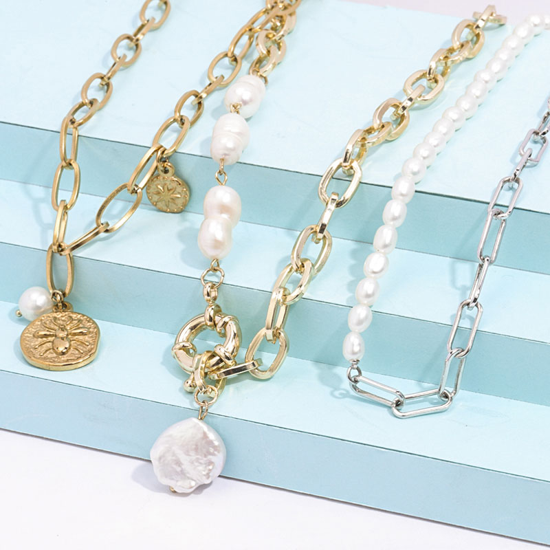 pearl and metal necklace