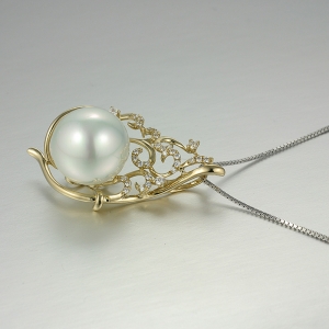 Seawater Pearl Pendant Necklace Jewelry