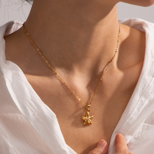 Starfish Pendant Necklace