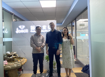 Joacii Factory Warmly Receives Visiting Customer