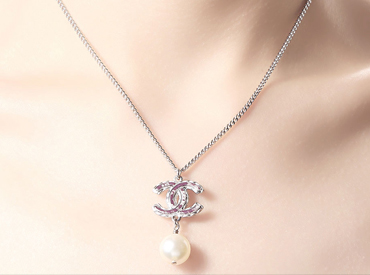 How to Choose The Length of Pendant Necklace