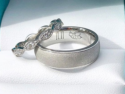 What to pay attention to when engraving the ring?